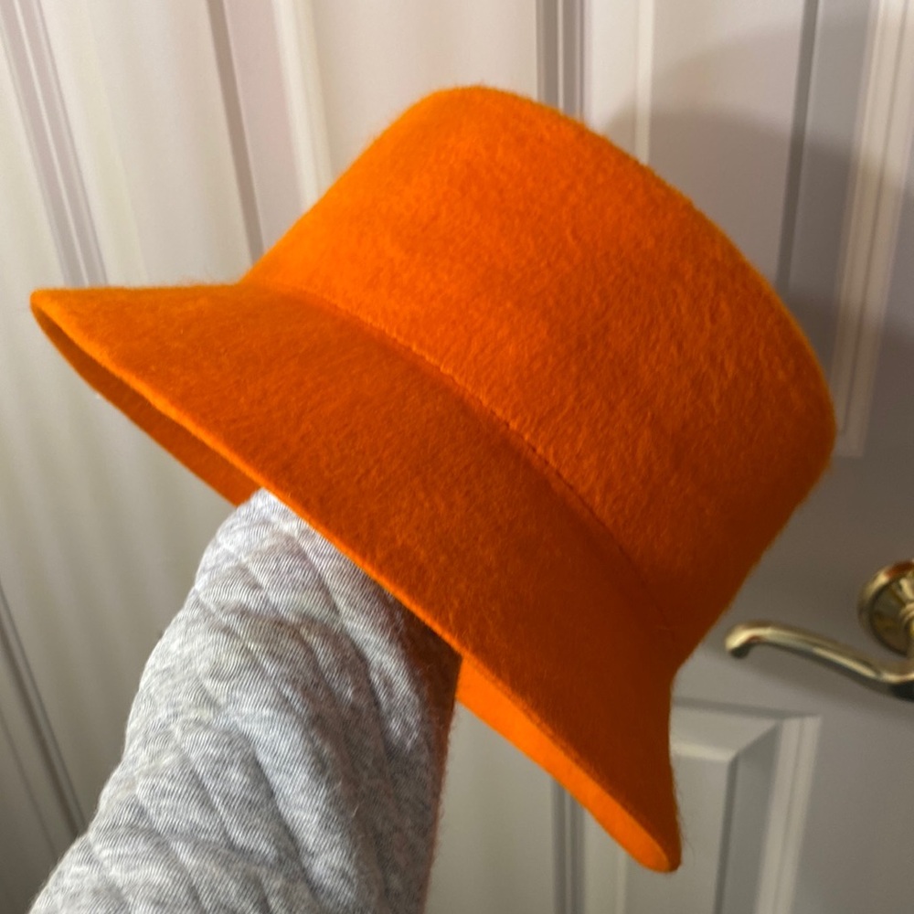 NWT Beautiful new with tags orange wool bucket hat